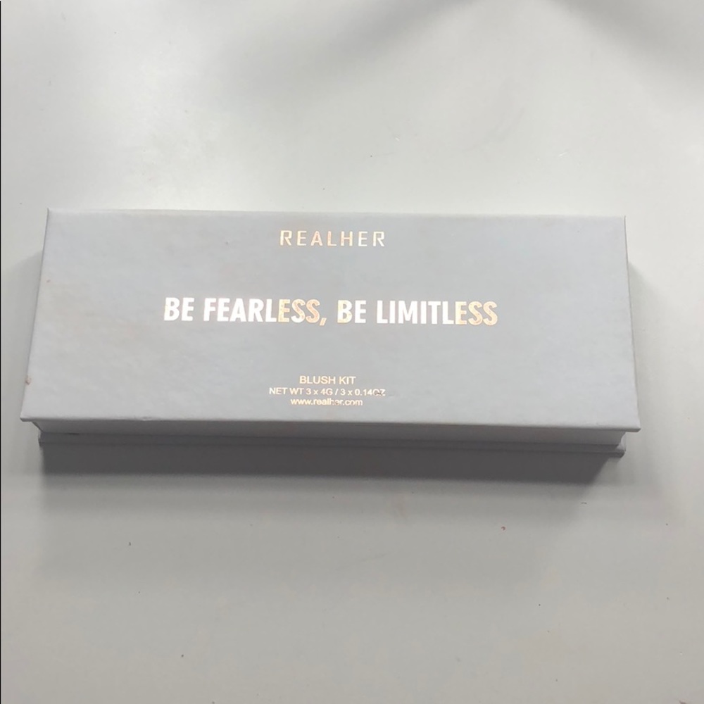 Realher Be Fearless, Be Limitless Blush kit